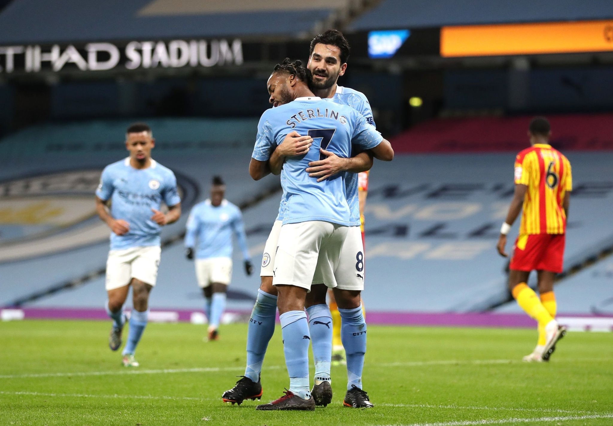 采访中强调 采访中强调